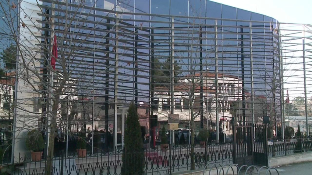 ”Tempulli 2”, Gjykata e Korçës çon në burg 21 të arrestuarit gjykata korce