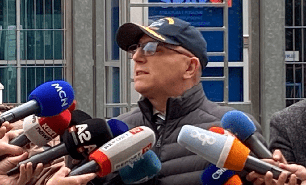 Hetimet për pronat ushtarake, Artur Meçollari paraqitet sërish në SPAK mucillari