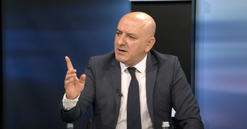 Bejko: Berisha shpenzoi 200 mijë euro për fushatën në stadium, por demokratët e braktisën 1200 630 623d84bdc2a99
