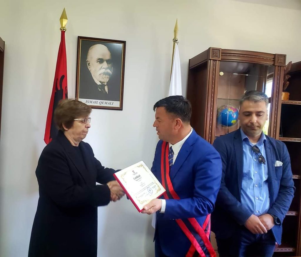 Syrja Hyseni shpallet “Qytetar Nderi” nga Bashkia Memaliaj 1 12ec5209 fc0c 4607 b771 d58d42ab5b54