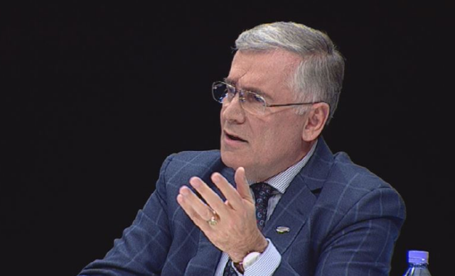 Një ambasadore e nderuar dhe një morr që nuk po na shqitet…! 640 0 fatos tarifa 826