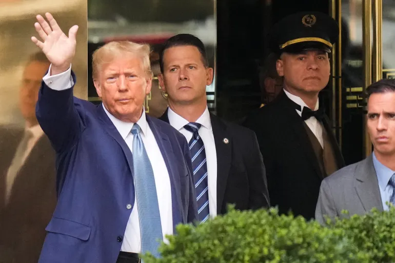 Ish-presidenti Trump 7 orë dëshmi me dyer të mbyllura në prokurorinë e New York AP23103489732569 1