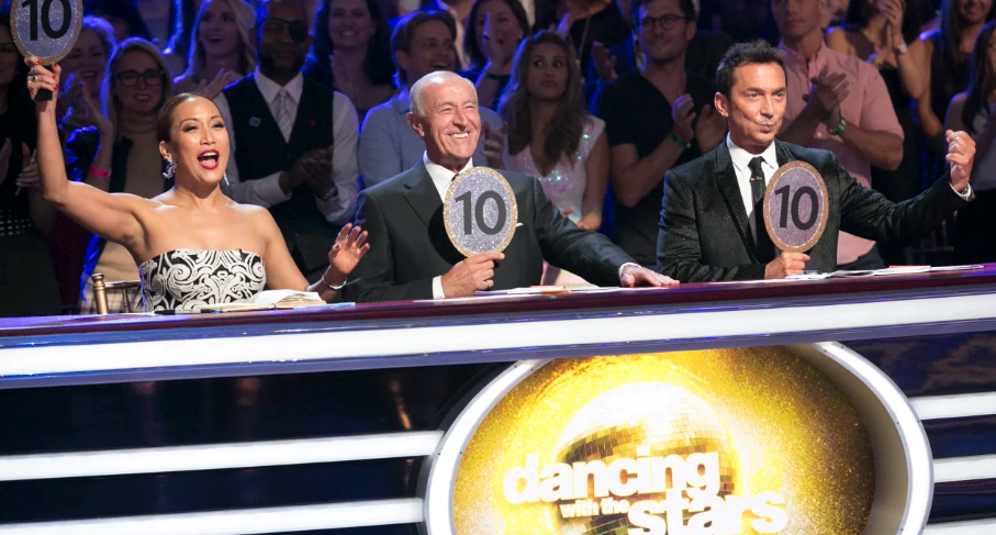 Ndahet nga jeta ish-gjyqtari i “Dancing With the Stars” Untitled 21