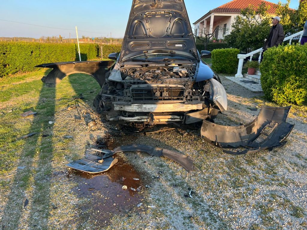 FOTO/ Mjeti i shkatërruar, familja e kreut të Rithemelimit në Vaun e Dejës është tronditur 1 WhatsApp Image 2023 04 11 at 8.47.07 AM 1024x768 1