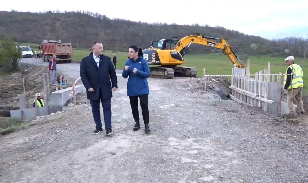 Investimet në Mat. Zv.kryeminstrja Balluku dhe kandidati Malaj tregojnë projektet belinda