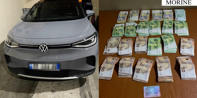 Me 23 mijë euro të padeklaruara drejt Shqipërisë, procedohet 35-vjeçari vv