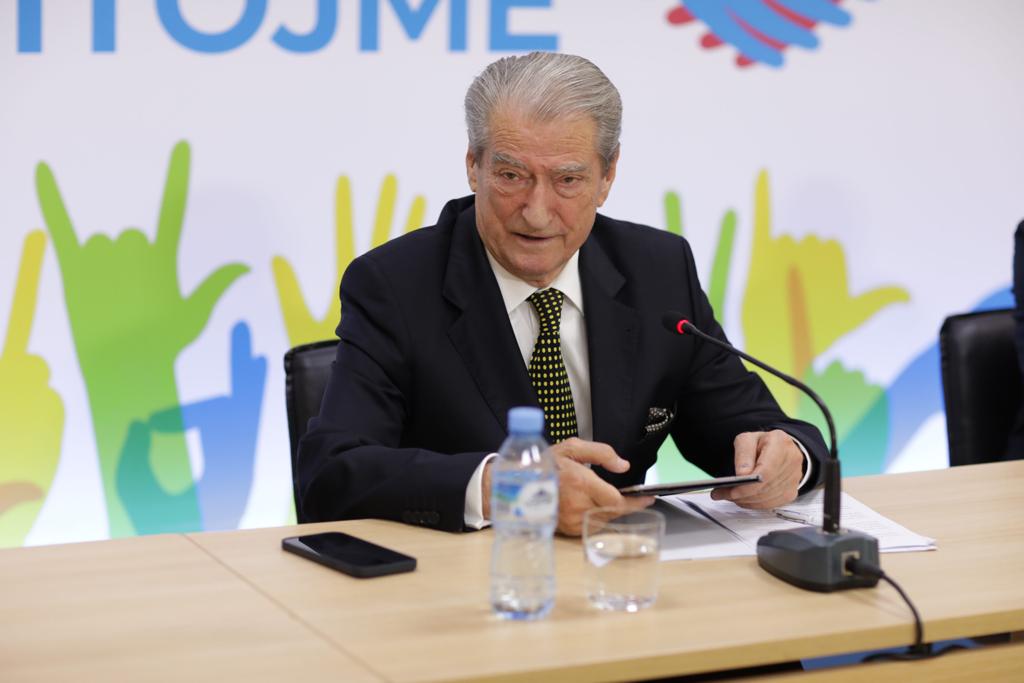 Do garojë për kreun e PD? Berisha: Lojërat e Ramës na kanë dëmtuar, por kanë dështuar 2ba756e7 781f 4718 805c 4c1f63c876a4