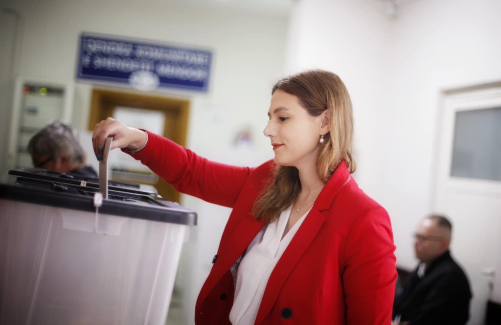Pjesëmarrja e ulët, Muzhaqi nga selia e PS-së bën thirrje: Qytetarët të votojnë 347098553 6067432163326321 7381501449918151546 n
