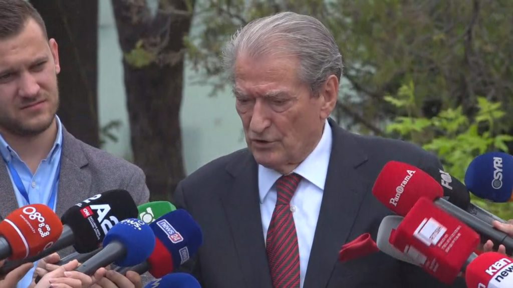 Berisha thirrje qeverisë: Duhet të nisni me vendosjen e minimumit jetik prej 200 eurosh BERISHA frame 8746 1280x720 1