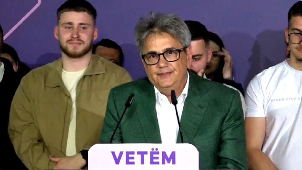 Benet Beci në selinë e PS-së në Tiranë: Shkodra vendosi të jetë pro zhvillimit dhe ndryshimit Benet Becit