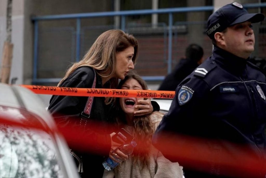 Nuk kanë fund masakrat në Serbi, 21-vjeçari vret 8 persona. Ministri serb: Një akt terrorist Capture 25