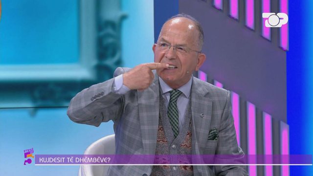 “Lajini dhëmbët me gisht!”/ Habit Sazan Guri: Gishti i Kuranit ka lezet…aksidentalisht më hoqën 3-4 dhëmballë! Guri