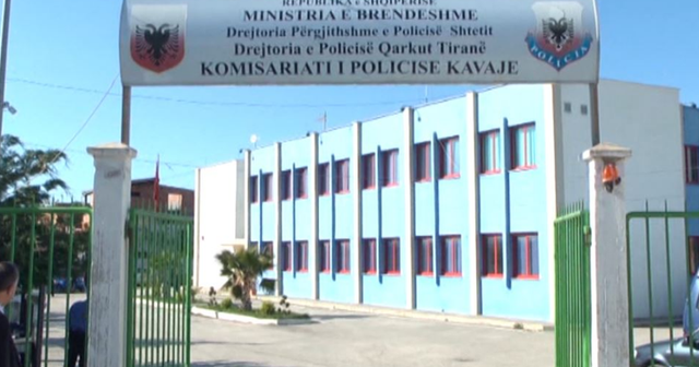 Pse më ngacmon plakën? Arrestohet i riu, qëlloi fqinjin 55-vjeçar në krah. I plagosuri përdorues i pijeve alkoolike policia kavaje