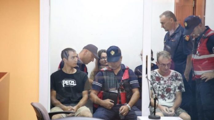Gjykata e Elbasanit liron dy rusët e arrestuar në ish-zonën ushtarake në Gramsh ruset 696x392 1
