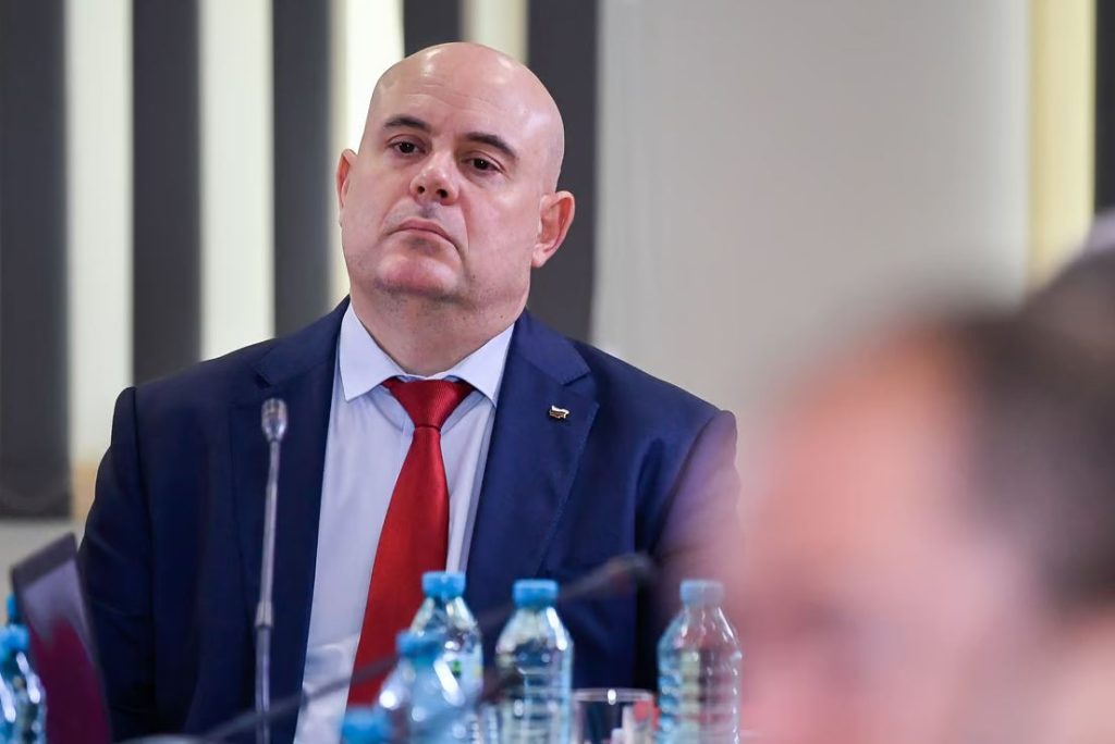 Këshilli Gjyqësor i Bullgarisë voton shkarkimin e Geshevit si kryeprokuror Capture 47