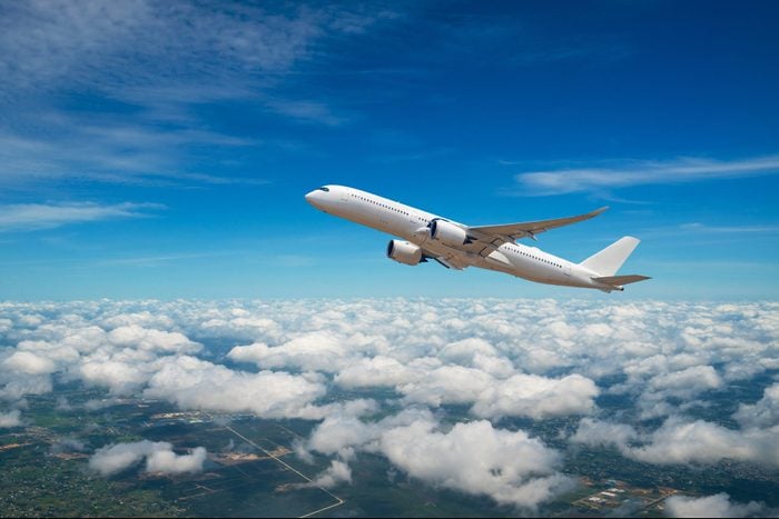 Panik në ajër, avioni i ‘Wizz Air’ i nisur nga Tirana shpall emergjencë në fluturim GettyImages 1140602972 e1651249657746