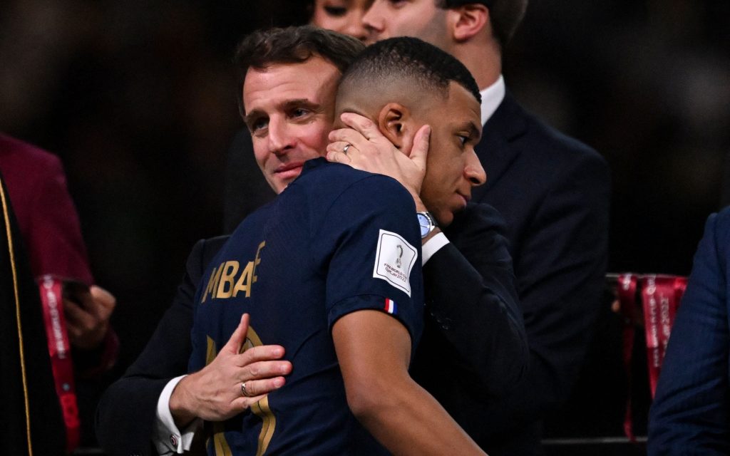 Kylian Mbappe, një çështje shtetërore! Macron: S’kam shkopin magjik, por e bind për qëndrimin TELEMMGLPICT000320128766 trans NvBQzQNjv4BqpVlberWd9EgFPZtcLiMQf0Rf Wk3V23H2268P XkPxc
