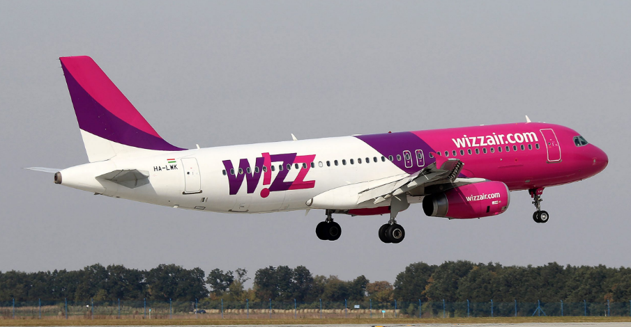 Dhjetëra pasagjerë bllokohen në Bari, avioni i Wizz Air nuk niset prej mbrëmjes së djeshme Untitled 2