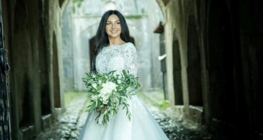 Martohet në Shkodër vajza e Jozefina Topallit! megi 2