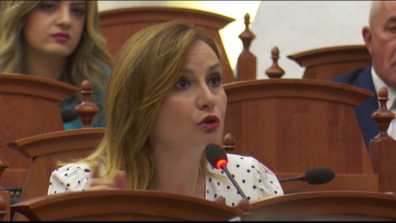 Debati në Kuvend, deputetja Tabaku: Situata dramatike e mjekëve nuk zgjidhet dot me forcë 1688632321 tabaku