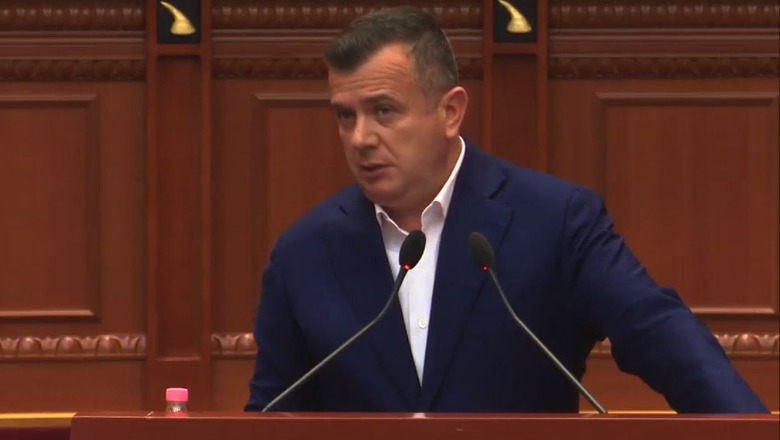 Balla-Berishës: Mjeku varkëtar i Hoxhës, do protestë që Shqipëria të prodhojë mjekë për Gjermaninë 1688637732 taulantballa