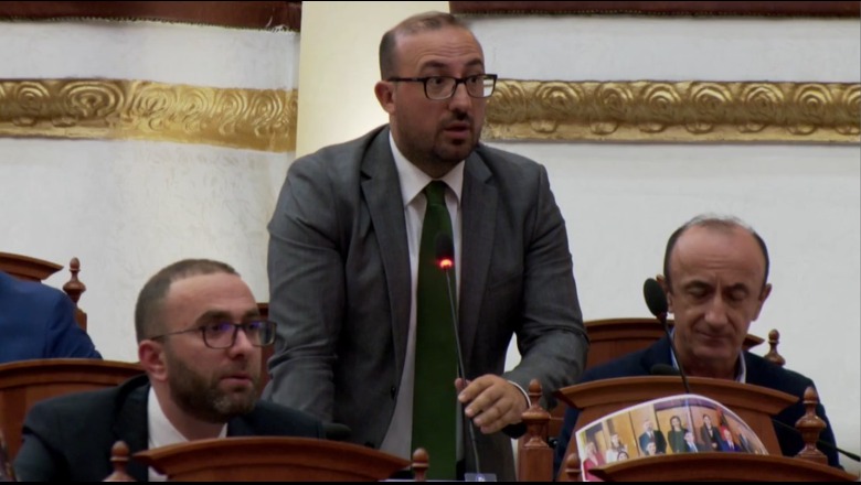 PD e kërkon në Kuvend, deputeti për Ramën: Iku në plazh, por se mos ka ik pa brekë se lë nam te turistët 1689846013 korreshi