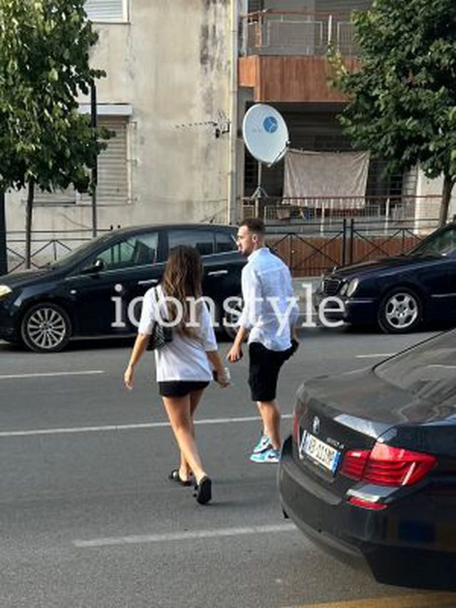 Megi Pojani dhe Endri Çekiçi fotografohen për herë të parë bashkë në Tiranë 1 640 0 sdsdd 1690456896