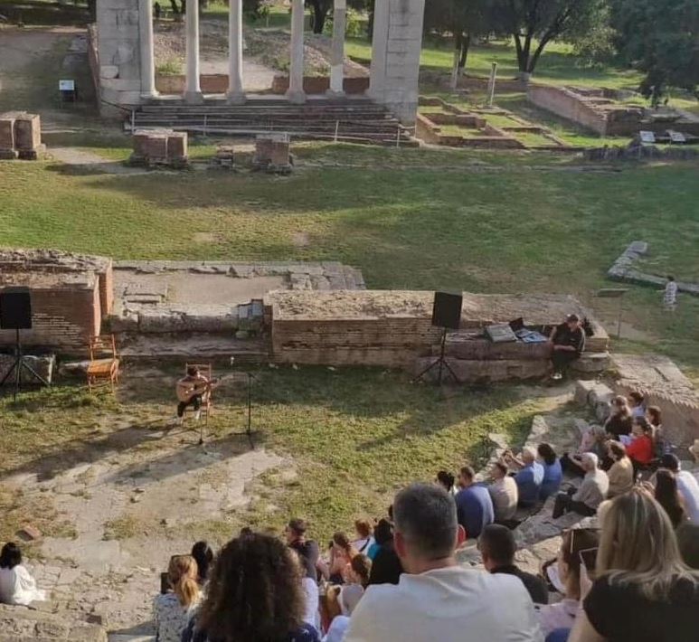 FOTO/ Rekord turistësh në Parkun e Apollonisë, Rama: Magjia e udhëtimit në kohë të një qytetërimi Capture 15