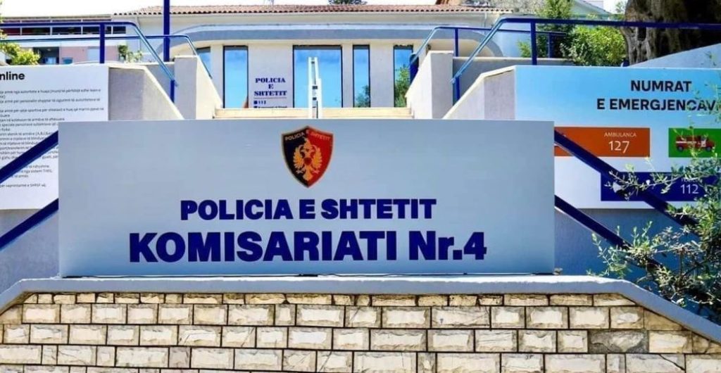 EMRAT / Plagosje me armë në Tiranë, në kërkim autori KOMISARIATI 4