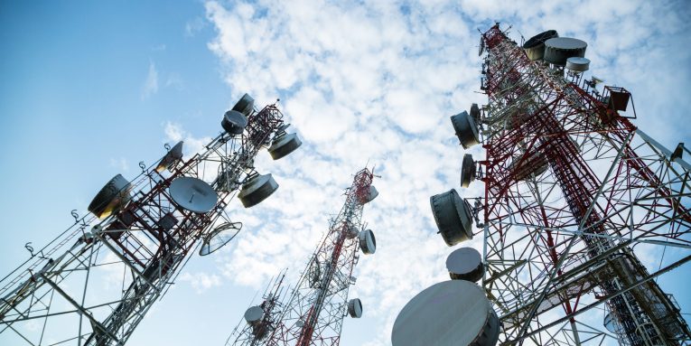 Shtrenjtohen tarifat e telekomunikacionit. Disa vende europiane do të vazhdojnë rritjen edhe muajt e ardhshëm anten 765x383 1