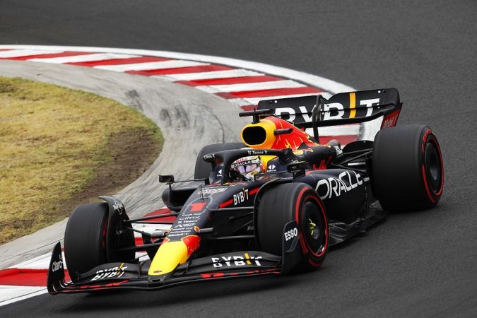 Formula 1/ Verstappen “mbret” edhe në Britaninë e Madhe max verstappen red bull racing 675x450 1