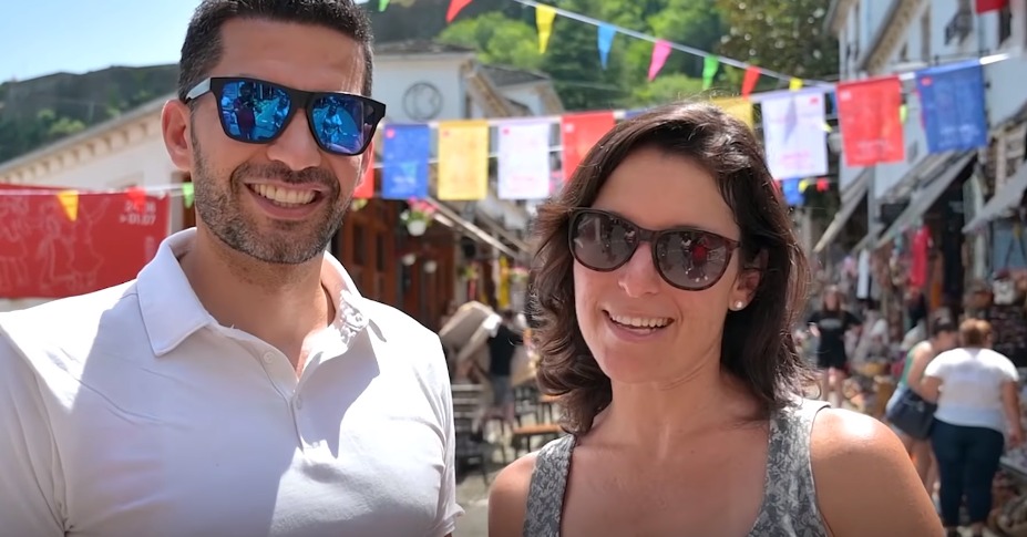 VIDEO/ Gjirokastra gëlon nga turistët e huaj, kryeministri Rama: Shëmbëlltyra më e mirë e turizmit 36fd1bb9 8f45 4621 bfe7 b776e1f576cb