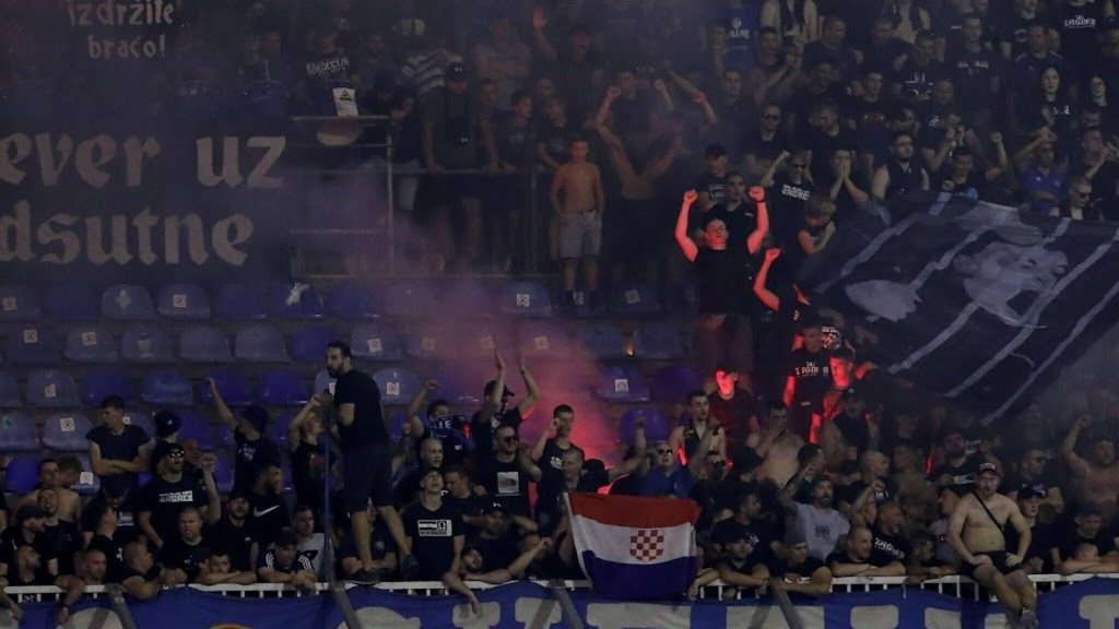 UEFA i përjashton tifozët e Dinamo Zagrebit nga ndeshjet në udhëtim, pas vrasjes së tifozit grek ANP200823052 1
