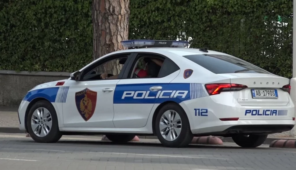 Vinin baste sportive nëpërmjet celularëve, arrestohen 6 persona në Tiranë IMG 4089
