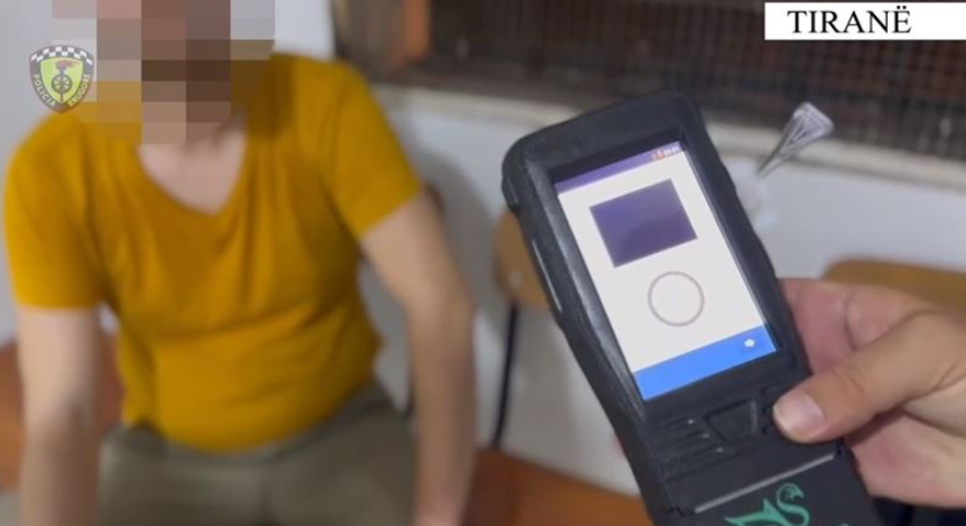 Nën efektin e drogës në timon, kapet 29 vjeçari në Tiranë Untitled 1