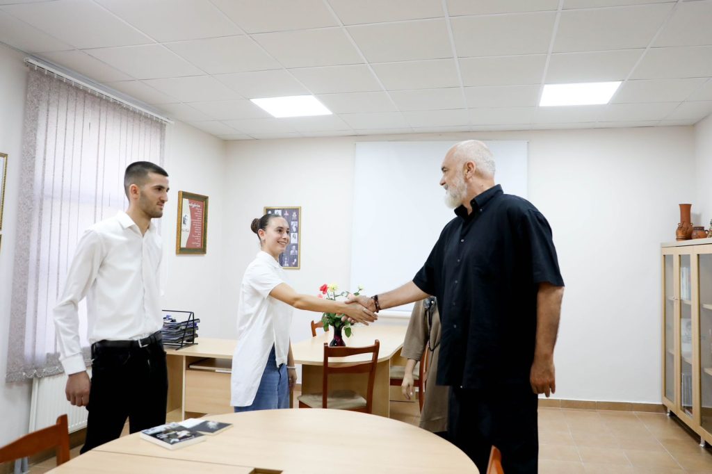FOTO/ Rama në shkollën Hoteleri-Turizëm: 80 % e studentëve punësohen që në bankat e shkollës 1 WhatsApp Image 2023 08 30 at 12.38.35 1