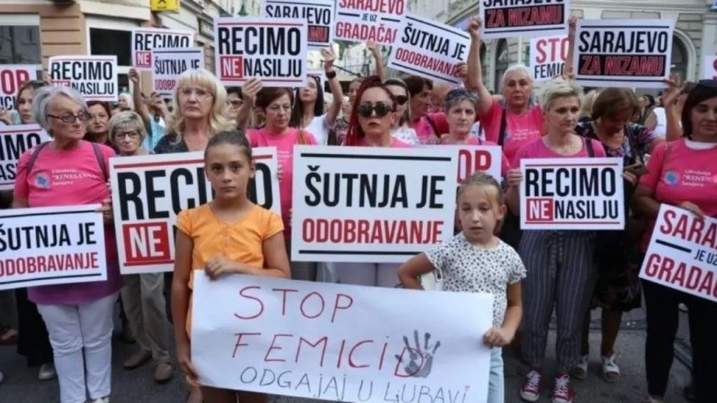 FOTO/ Gruaja u vra live në Instagram, protesta në Bosnjë 3 bosnja 1 1280x720 1