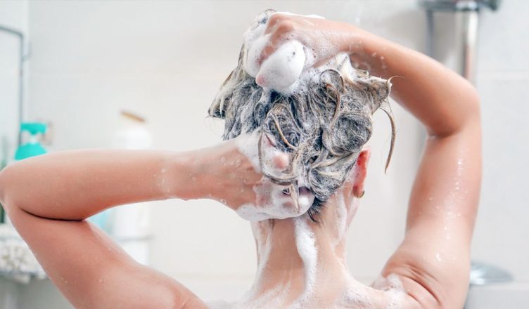 Zakoni që mund të shkaktojë atak në zemër kur bëjmë dush everything shower lead istock 752x440 1