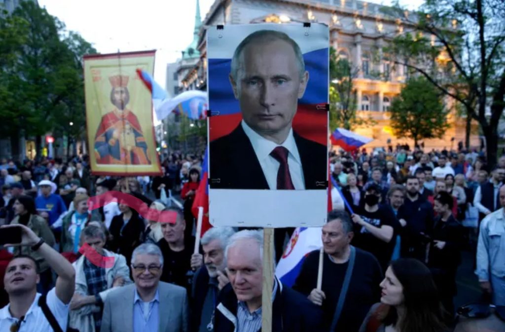 DW: Ndikimi i propagandës ruse. “Skizofrenia” e shoqërisë në Serbi serbia putin