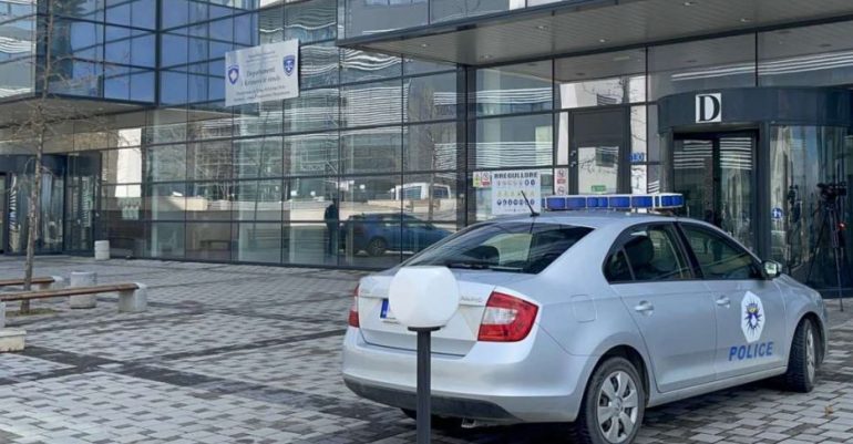 Sulmuan gazetarin në Veri, Prokuroria Speciale e Kosovës ngre aktakuzë ndaj tre personave syla 770x401 1