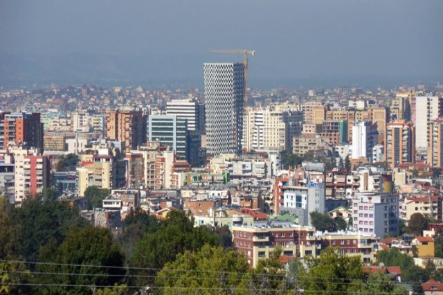 Zonat më të lira në Tiranë për të blerë shtëpi/ Konsulenti i pronave: Fresku, Bulevardi i ri, Shkoza, Alliasi 1 m2, nën 1 mijë euro tirane