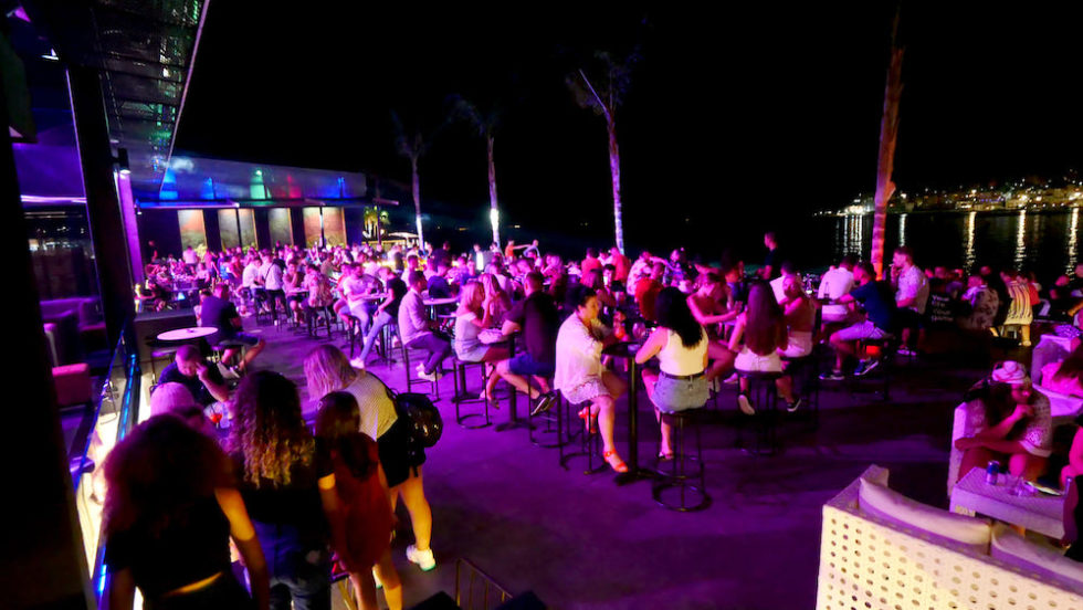 Muzikë e lartë në lokal dhe zaptim i plazhit publik, procedohen penalisht 3 persona në Ksamil top 10 things to see and do in sarande albania davidsbeenhere 60 980x552 1