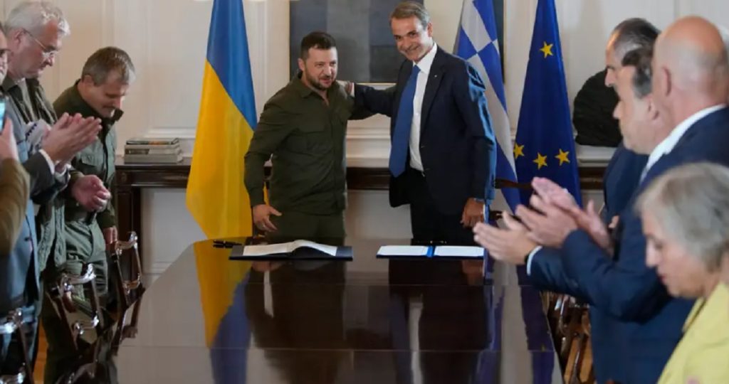 DW: Kryeministri grek Mitsotakis, pozicionon Ballkanin Perëndimor përkrah Ukrainës zelensky dhe mitsotakis