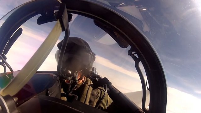 Raketë e gabuar mbi avion/ Misioni britanik u qëllua nga piloti që ngatërroi urdhërin 640 0 piloti 2jpg 1694696823