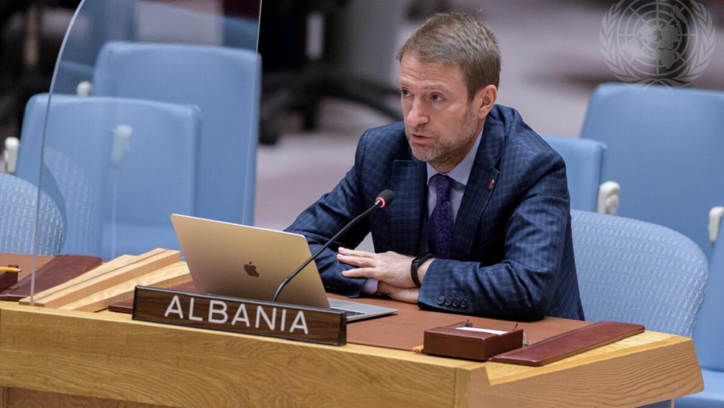 Ferit Hoxha: Ia dolëm! Prania e Shqipërisë në OKB, kulminante për diplomacinë tonë Ferit Hoxha
