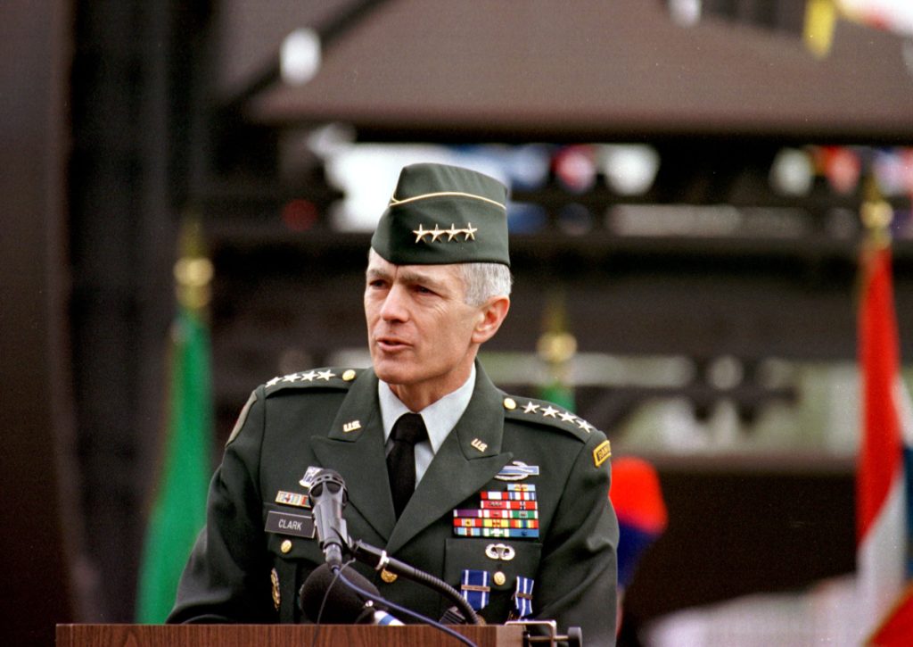 Sulmi terrorist në Veri, gjeneral Wesley Clark: Problem real për qëndrueshmërinë në Ballkan Gen Wesley Clarke e1695889929177