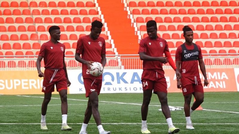 Femrat, jeta në Tiranë, fasulet dhe “ça bone”. Afrikanët e Partizanit tregojnë “sekretet” e të kuqve IMG 5008