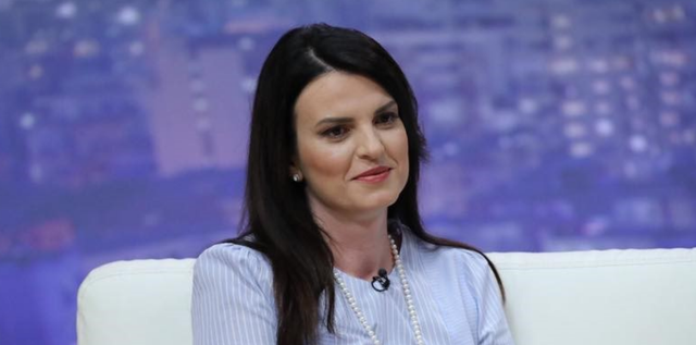 Kush është ministrja e re e Shëndetësisë Albana Koçiu? Prej 10 vitesh në krye të Administratës Publike Ministrja e Shendetesise Albana Kociu