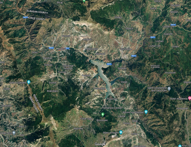 Humbet një grup turistësh francezë në malet e Moglicës Moglica