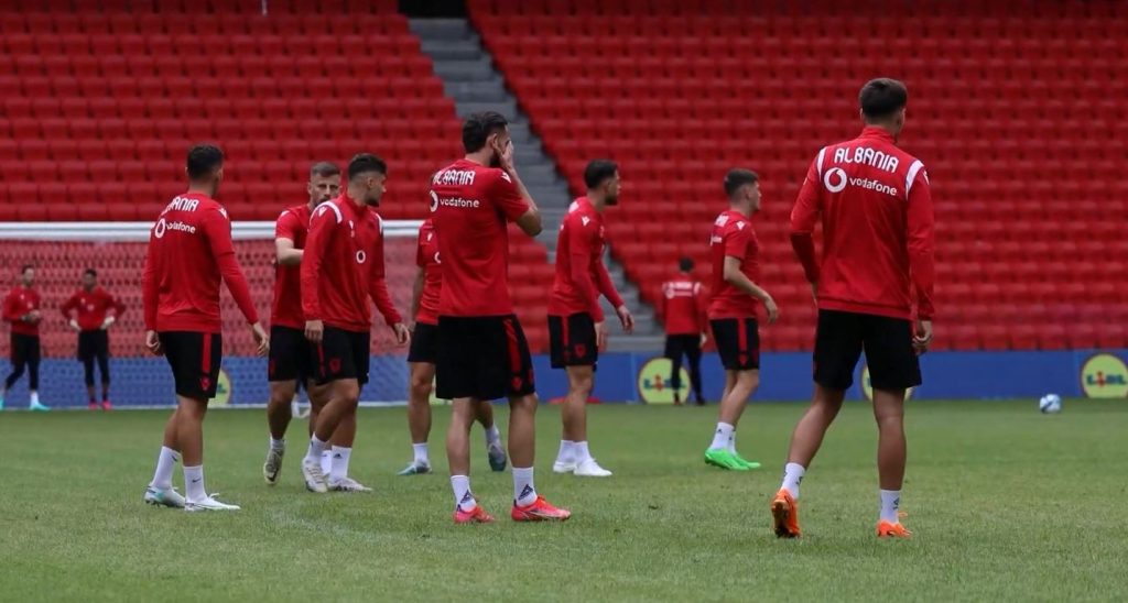 Shqipëria i merr Kosovës Mujën dhe Dakun kombetarja